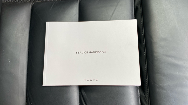 Volvo XC60 2.0 B4D Plus Dark 5dr AWD Geartronic Diesel Estate